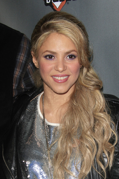 SHAKIRA_VOICE_LA_282229~0.jpg