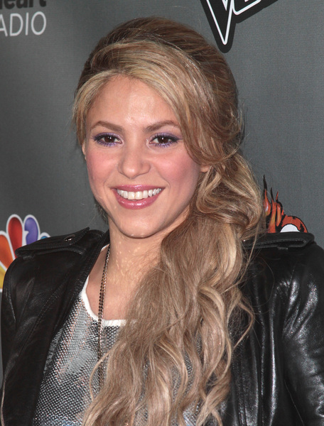 SHAKIRA_VOICE_LA_28929.jpg