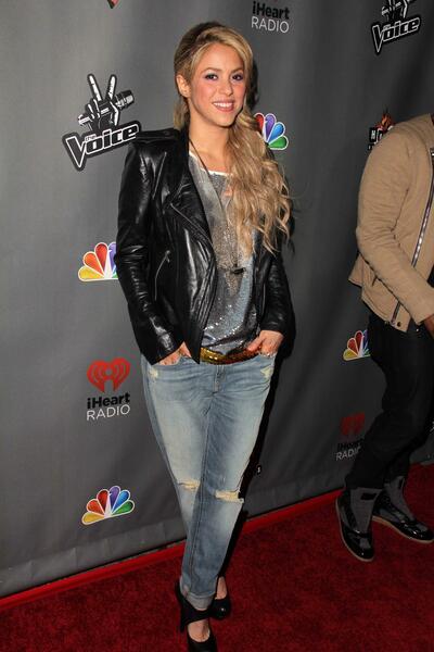 Shakira_TheVoiceSeason4RedCarpet_28329.jpg