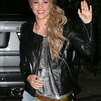 Shakira2BNBC2BVoice2BSeason2B42BRed2BCarpet2BEvent2BIMI51VtCBZex.jpg