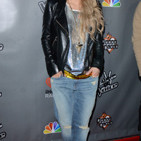 Shakira_NBC_Premiere_28829.jpg