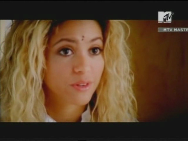 MTVMasters_www_shakira-online_fr_00040.png