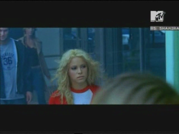 MTVMasters_www_shakira-online_fr_00110.png