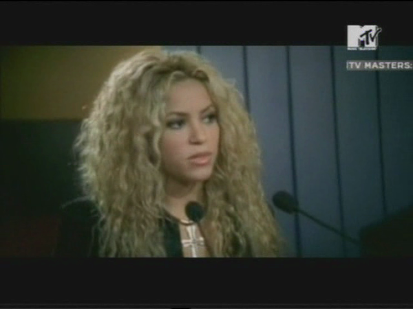 MTVMasters_www_shakira-online_fr_00114.png