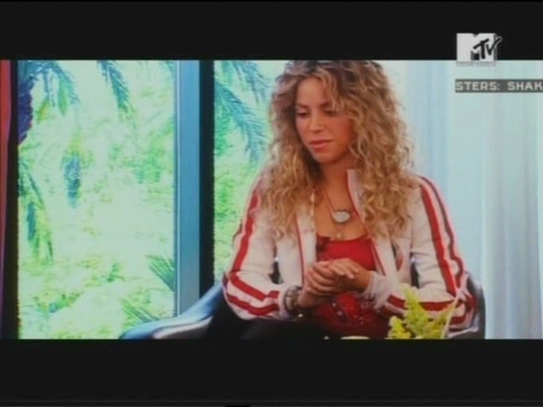 MTVMasters_www_shakira-online_fr_00133.png