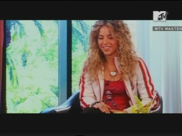 MTVMasters_www_shakira-online_fr_00134.png