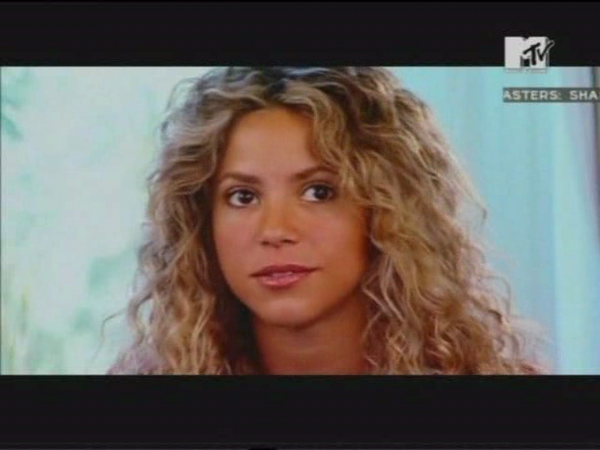 MTVMasters_www_shakira-online_fr_00145.png