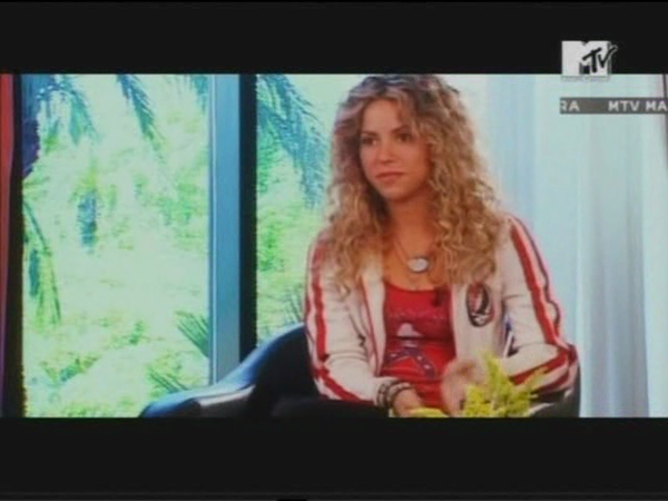 MTVMasters_www_shakira-online_fr_00165.png