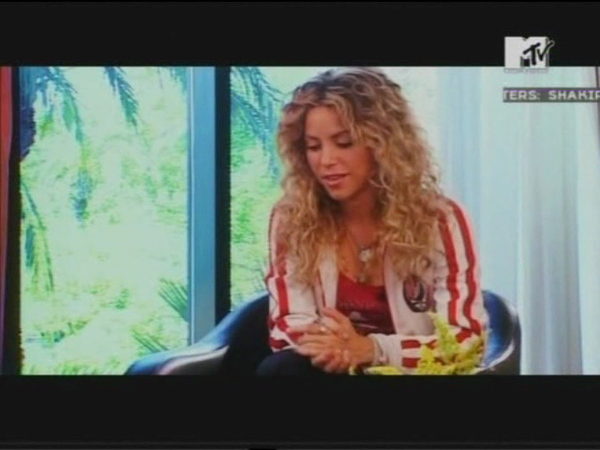 MTVMasters_www_shakira-online_fr_00364.png