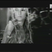 MTVMasters_www_shakira-online_fr_00385.png