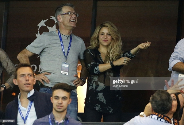 476211982-shakira-and-gerard-piques-father-joan-pique-gettyimages.jpg