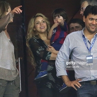 476153726-shakira-holds-her-son-milan-pique-mebarak-gettyimages.jpg