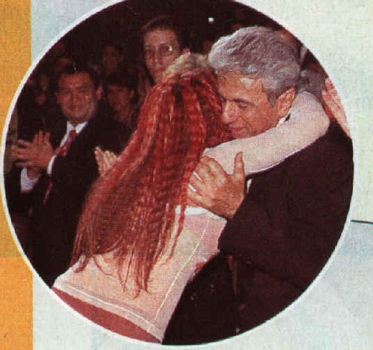 Shakira_-_Premios_TV_y_Novelas_1999_-_7.jpg