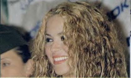 shakira-12.jpg