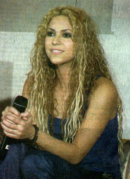 shakira02845.jpg