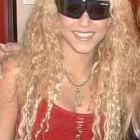 Shakira_-_Puerto_Rico_2001_-_8.jpg