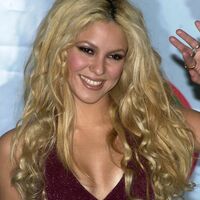 shakira_10_26_01_3.jpg