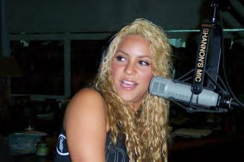 shakira-2.jpg