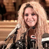 shakira_3_46627a.jpg