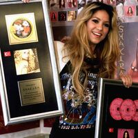 shakira230023234.jpg