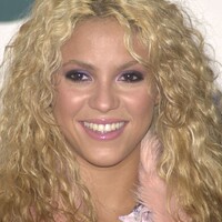 jpi_SHAKIRA_9_18_02_13.JPG