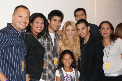 pic1withshakira.jpg