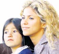 shakira2~0.jpg