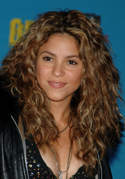 Shakira120605-G204.jpg