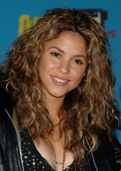 Shakira120605-G206.jpg