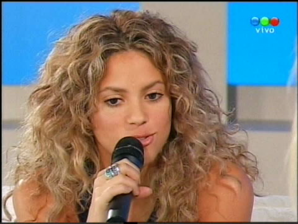 SusanaGimenez_www_shakira-online_fr_00053.png