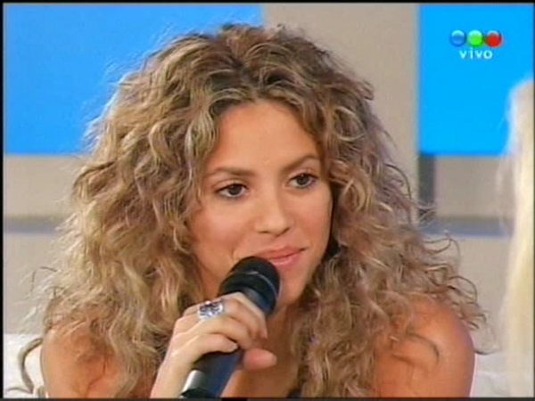 SusanaGimenez_www_shakira-online_fr_00055.png