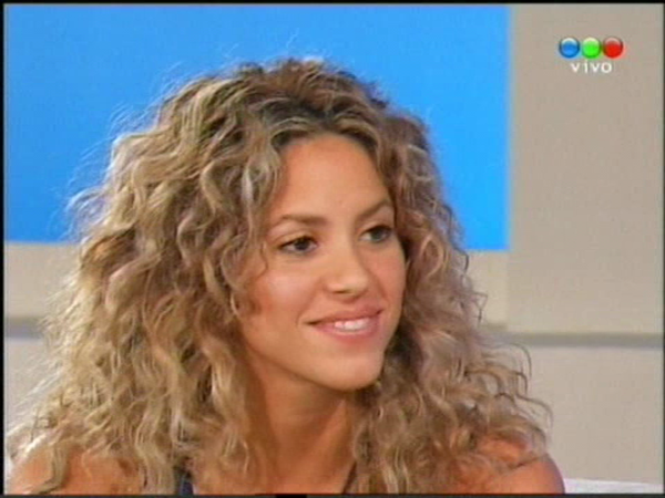 SusanaGimenez_www_shakira-online_fr_00077.png