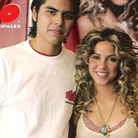 shakira_gal_140705-2400.jpg