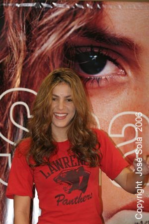 Shakira25200008.jpg