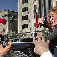 shakira2~4.jpg