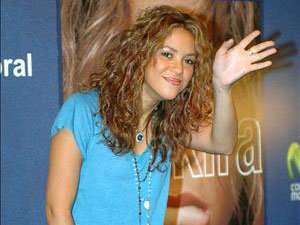 shakira_060323_3005B15D.jpg