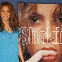 Shakira_oral_fixation_madrid_28629.jpg