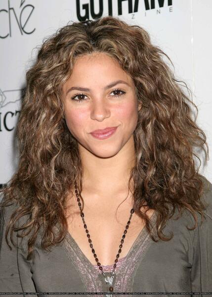 shakira_060327_04.jpg