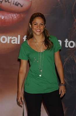 SS013-Shakira109_428_PI_SS.jpg