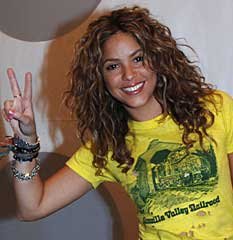 20060129_shakira_12.jpg