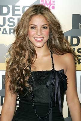 R0143-Shakira_JS060668.jpg