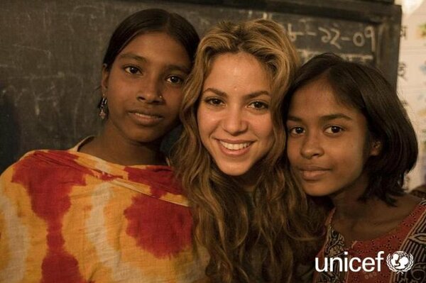 shakira-unicef-plonia.jpg