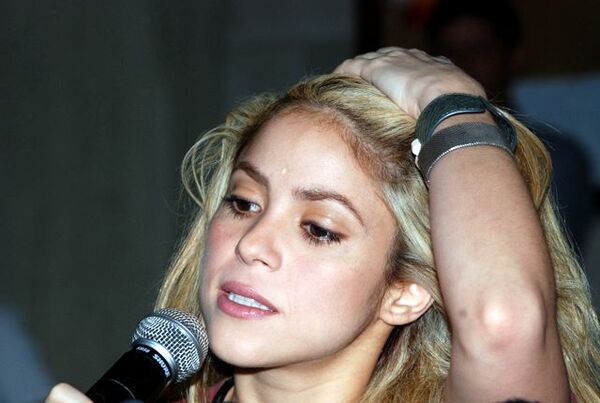 shakira11.jpg