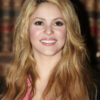 capt_bf139d6c4bdf441ca6004f5263808d17_britain_shakira_llp111.jpg