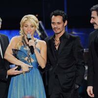 Shakira-receives-the-Person-of-the-Year-Award-from-Neil-Portnow-Marc-Anthony-and-Luis-Cobos-in-Las-Vegas_20.jpg