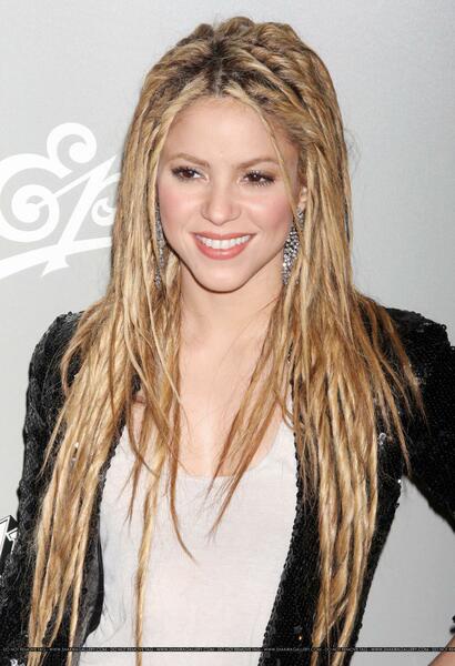 MTX_76706_SHAKIRA_01.jpg