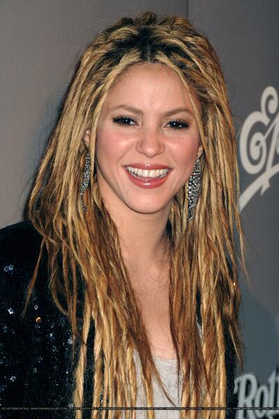 MTX_76713_SHAKIRA_03.jpg