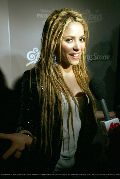 Shakira_2_wenn2649632.jpg