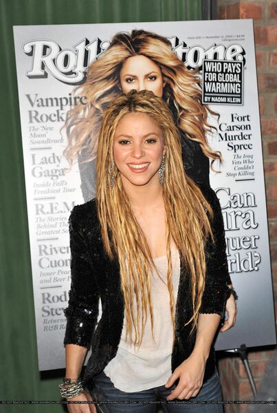 big_shakira_launch_7832.jpg