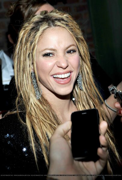 big_shakira_launch_7837.jpg